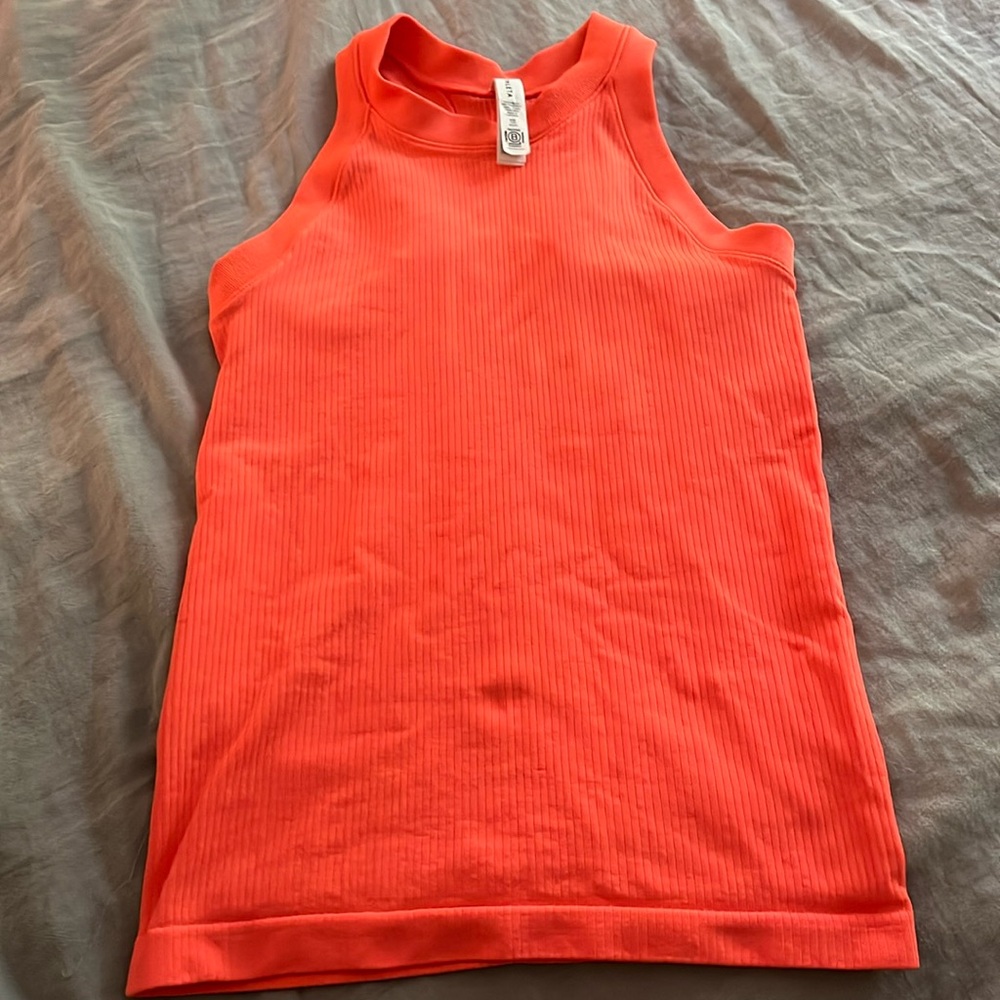 Athleta ribbed tank top
